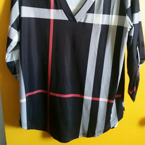 Womens blouse - Picture 2 of 4